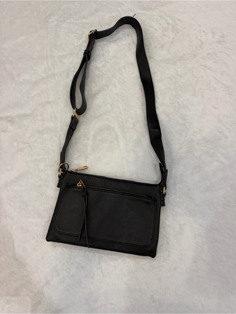 Everyday Black Crossbody Bag with Front Zip Pocket